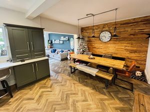 Dining Area- click for photo gallery